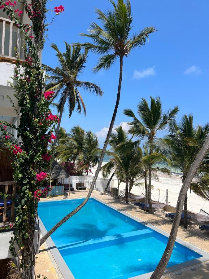 Sky & Zanzibar Hotel Pwani Mchangani